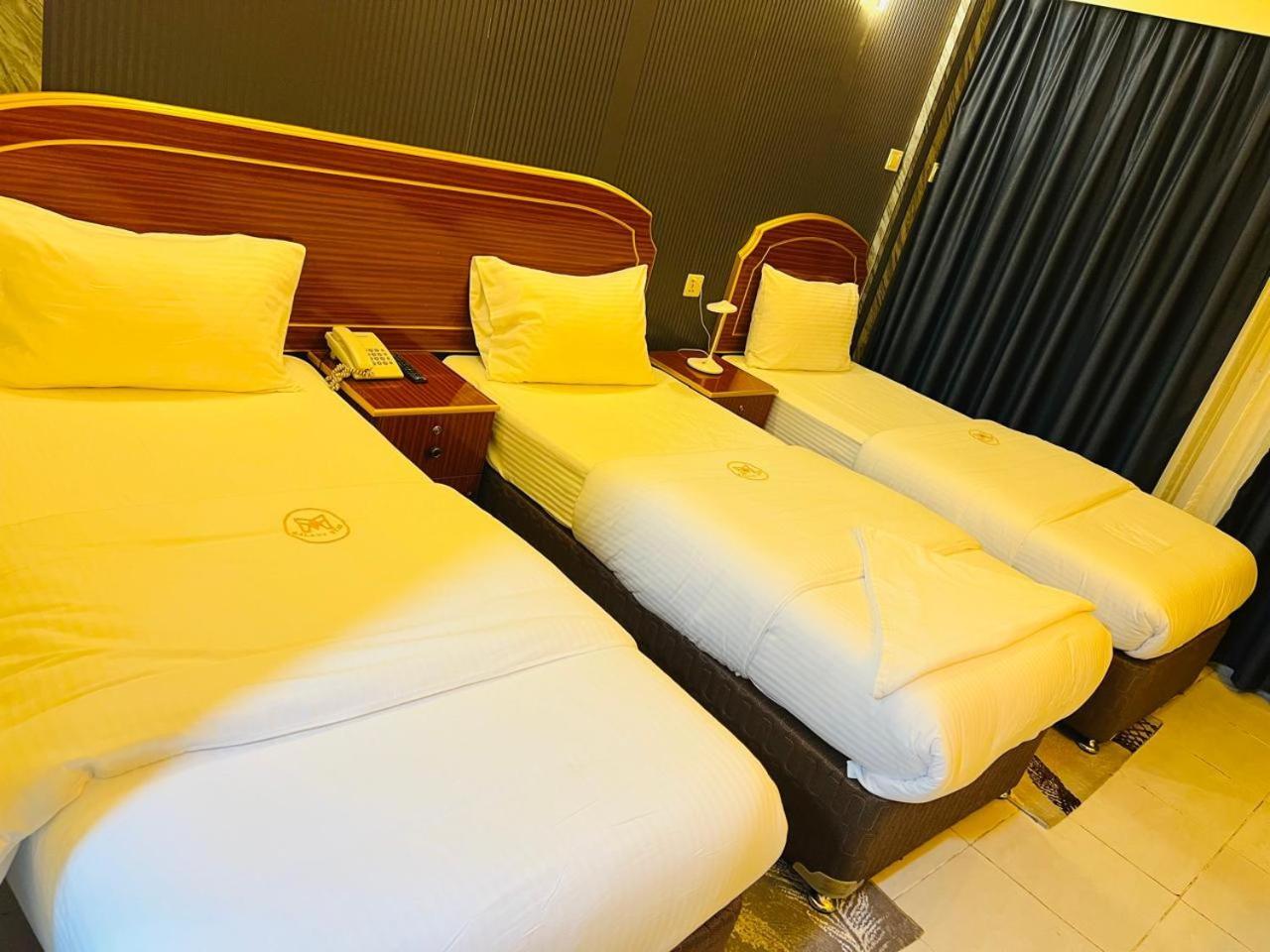 Galaxy Star Hotel Дубай Экстерьер фото