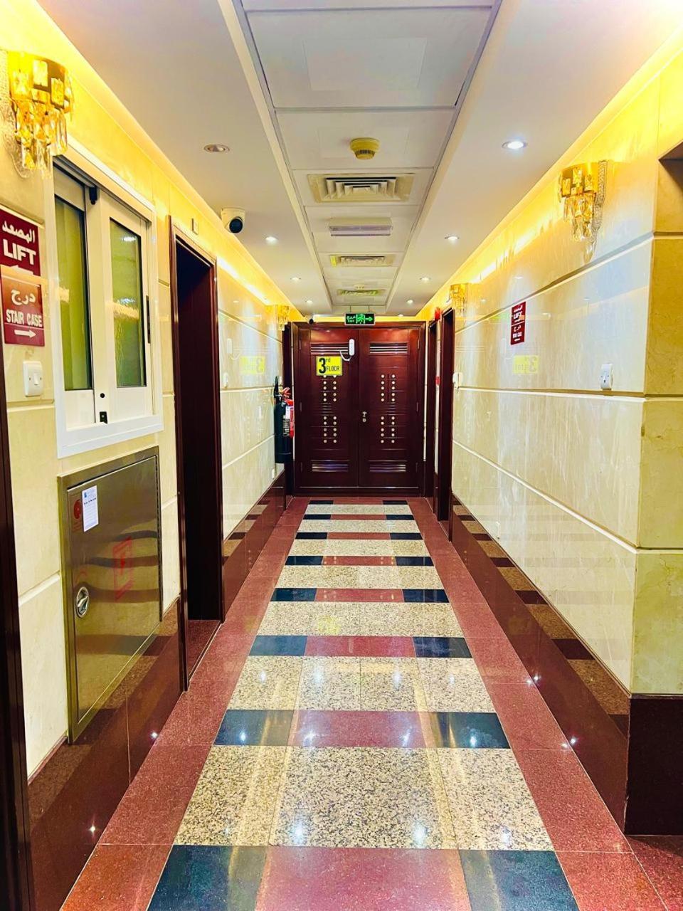 Galaxy Star Hotel Дубай Экстерьер фото