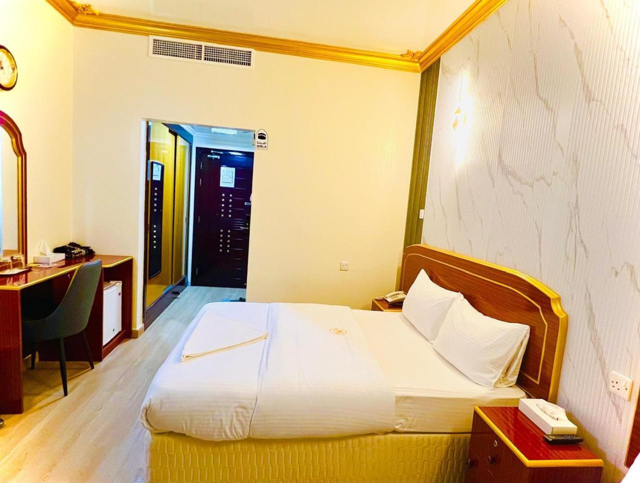 Galaxy Star Hotel Дубай Экстерьер фото