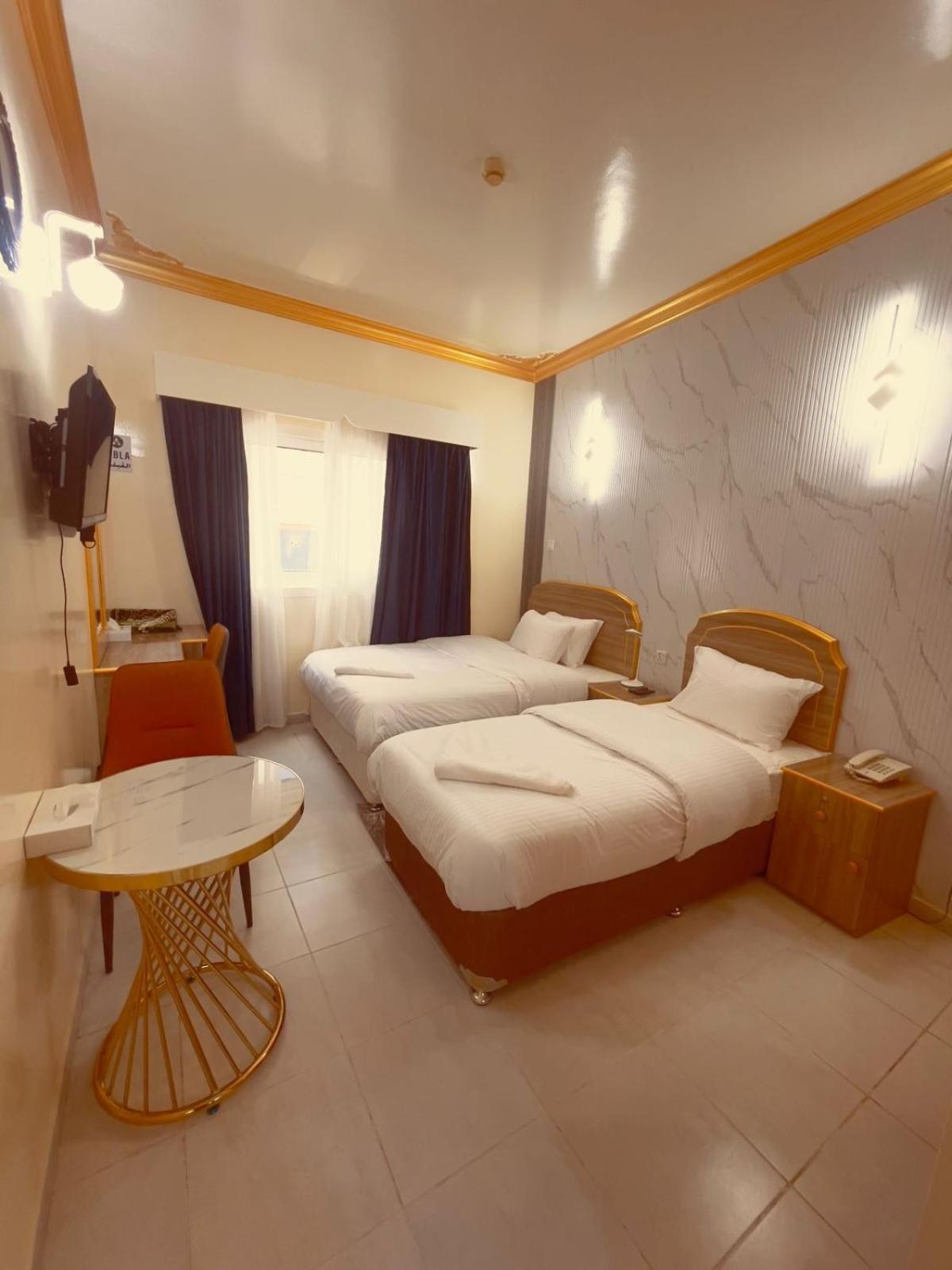 Galaxy Star Hotel Дубай Экстерьер фото