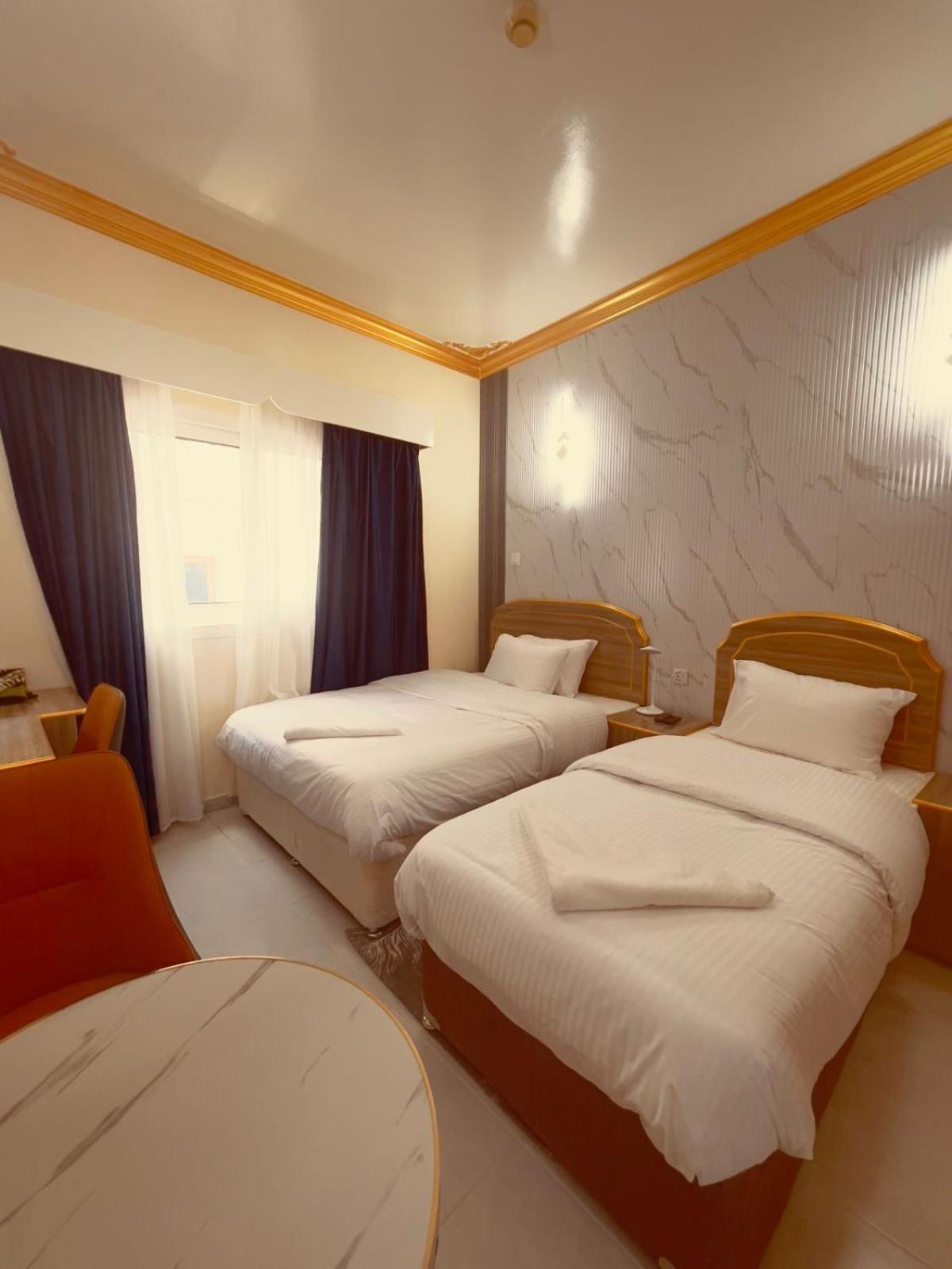 Galaxy Star Hotel Дубай Экстерьер фото